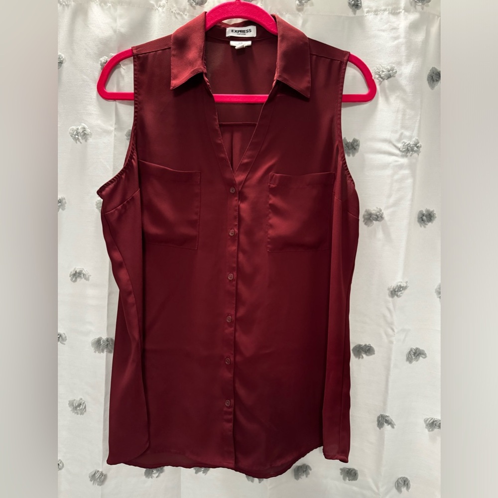 Express Portifino Sleeveless Button Up Blouse